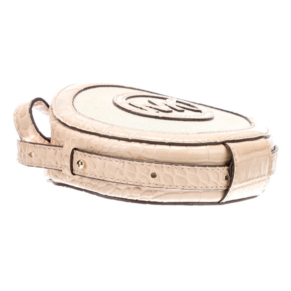 Michael Kors AIDY Croc Embossed Logo Canteen Crossbody Bag EUC - Picture 4 of 13